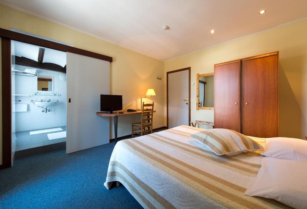 Auberge Le XIX Eme Thulin Номер фото